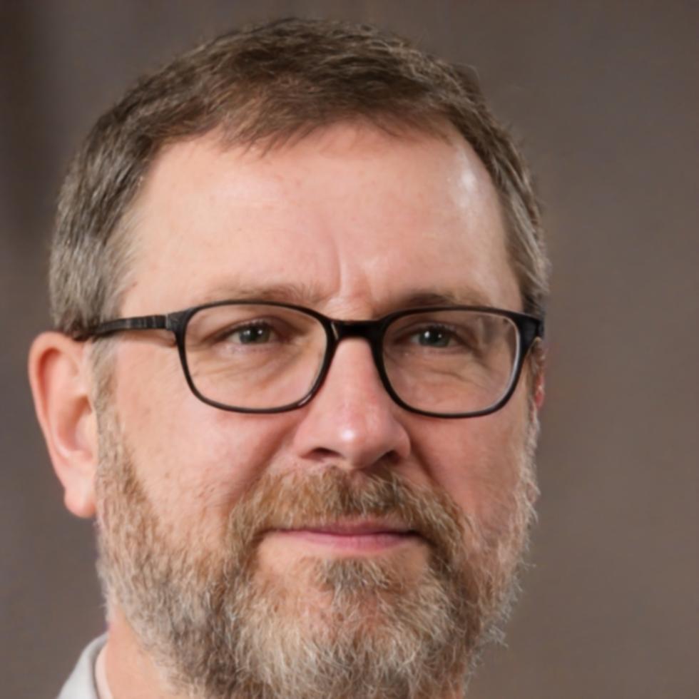 Ritratto di Fabio Torrenti, scrittore e docente di narrativa